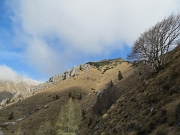 PASSEGGIATA DI PASQUETTA ALLA CROCE DI ZORZONE Lunedi 9 aprile 2012 - FOTOGALLERY